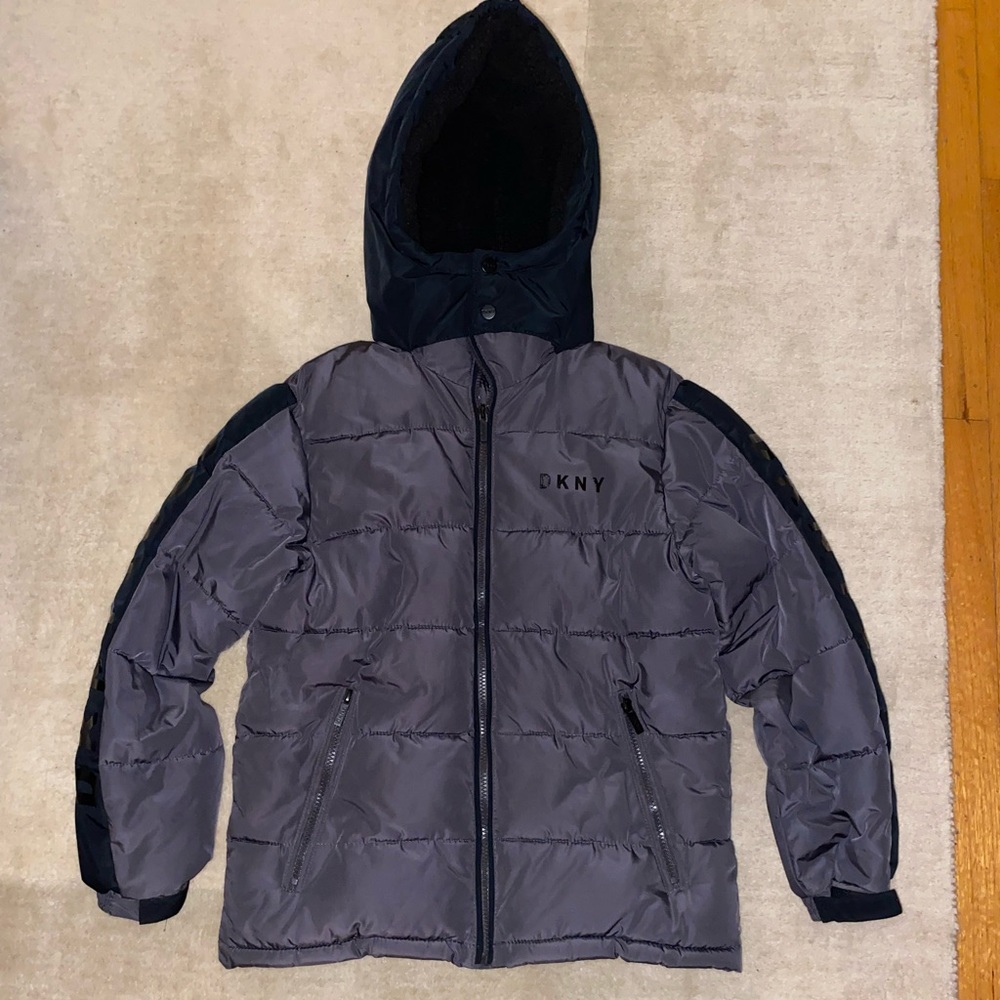 DKNY Boys Heavyweight Polar Fleece Lined Puffer Jacket Size M (10)